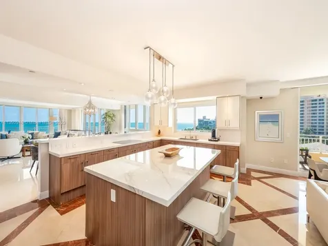 791 Crandon Bl Key Biscayne FL 33149