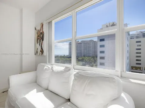 590 Ocean Drive Key Biscayne FL 33149