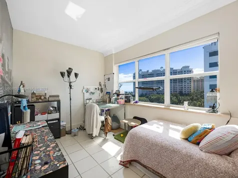 590 Ocean Drive Key Biscayne FL 33149