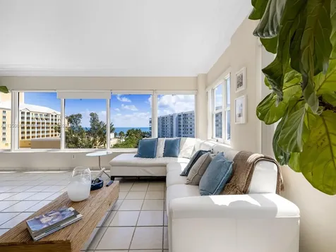 590 Ocean Drive Key Biscayne FL 33149