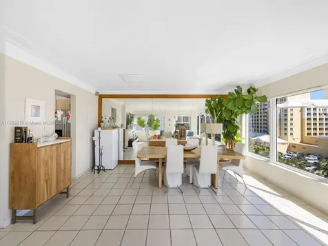 590 Ocean Drive Key Biscayne FL 33149