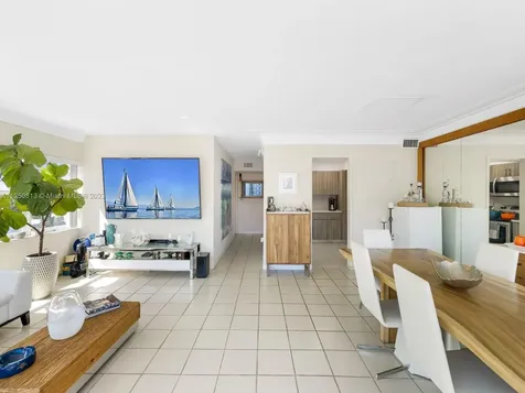 590 Ocean Drive Key Biscayne FL 33149