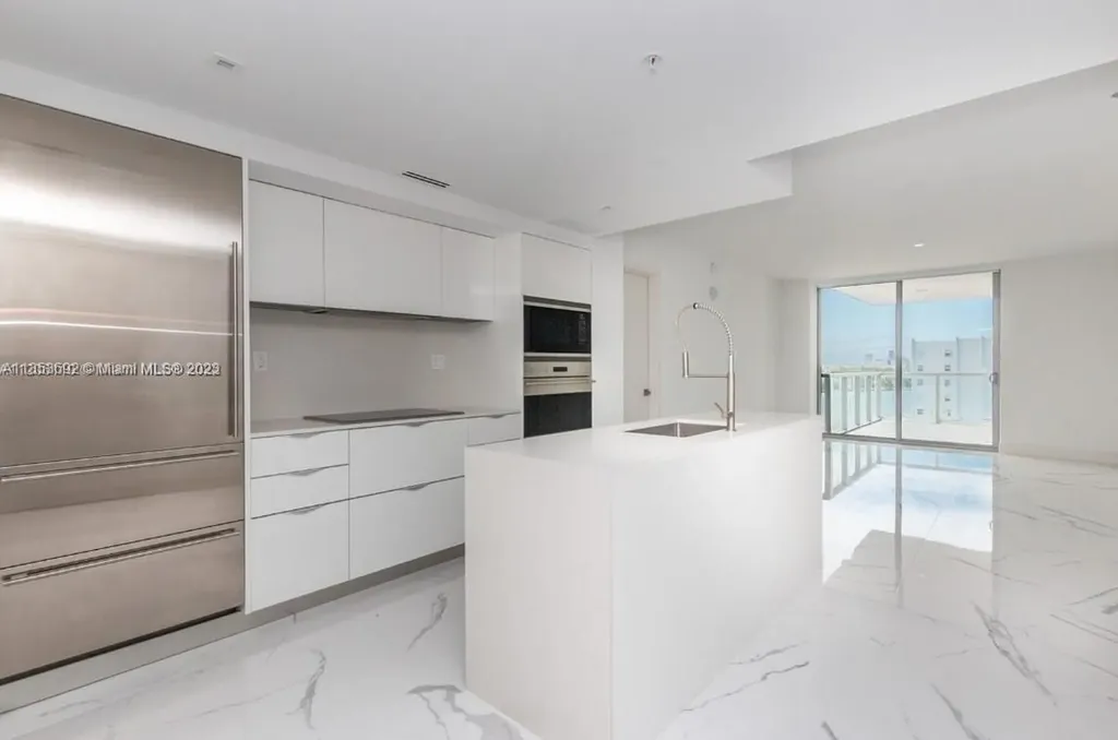 9521 E Bay Harbor Drive Bay Harbor Islands FL 33154