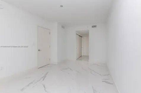 9521 E Bay Harbor Drive Bay Harbor Islands FL 33154