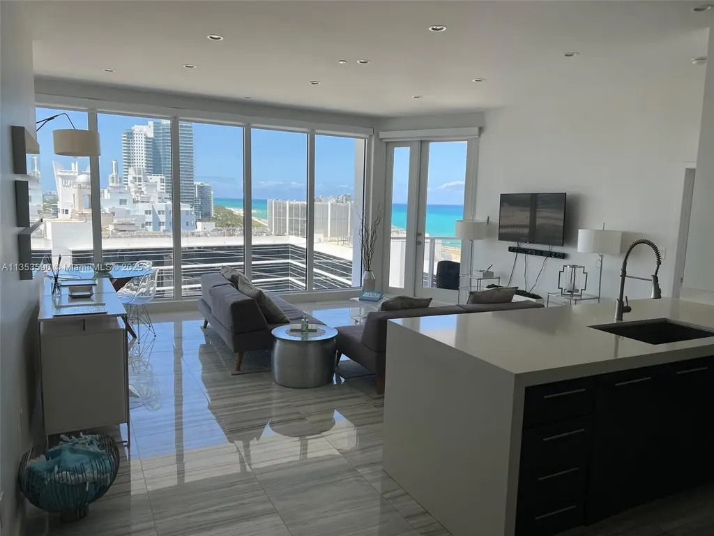 100 Lincoln Road Miami Beach FL 33139