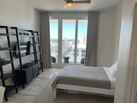 100 Lincoln Road Miami Beach FL 33139