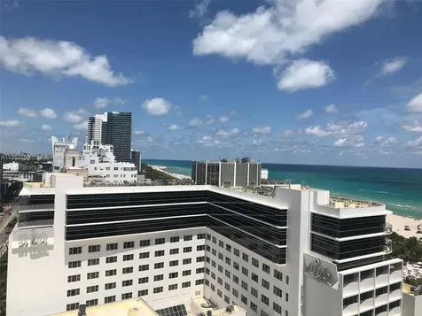 100 Lincoln Road Miami Beach FL 33139