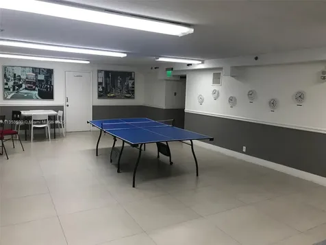 100 Lincoln Road Miami Beach FL 33139