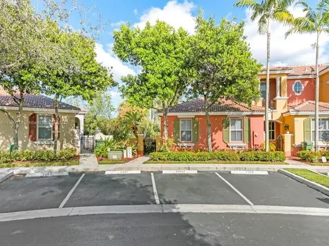 2357 NE 42nd Circle Homestead FL 33033