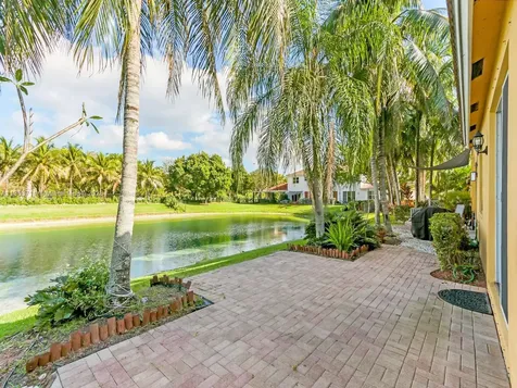 2357 NE 42nd Circle Homestead FL 33033
