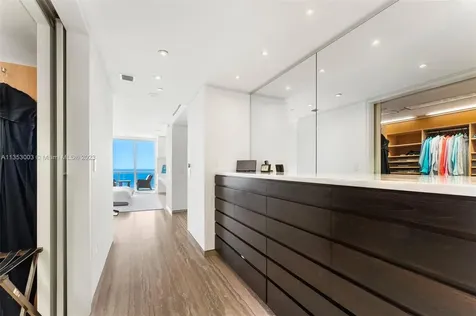 100 S Pointe Drive Miami Beach FL 33139