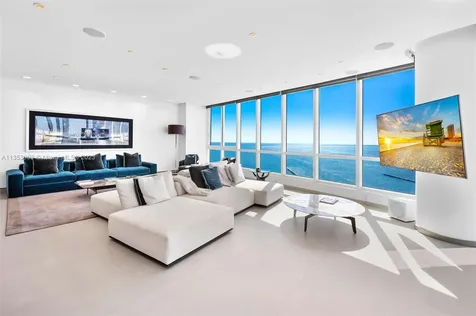 100 S Pointe Drive Miami Beach FL 33139