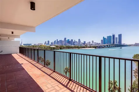 1000 Venetian Way Miami FL 33139