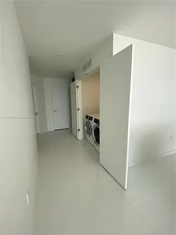 851 NE 1st Avenue Miami FL 33132