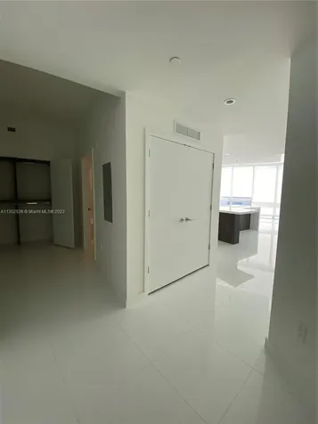 851 NE 1st Avenue Miami FL 33132