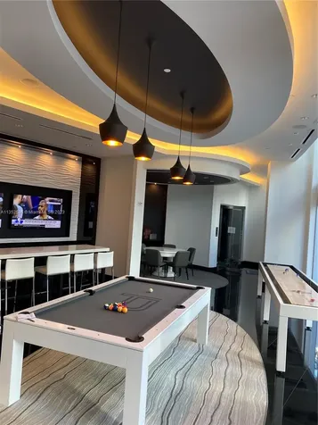 851 NE 1st Avenue Miami FL 33132