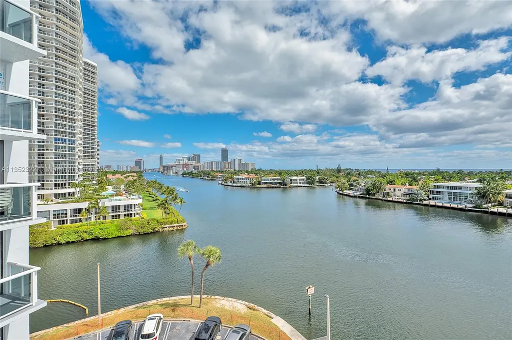 20515 E Country Club Drive Aventura FL 33180