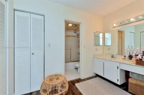 20515 E Country Club Drive Aventura FL 33180