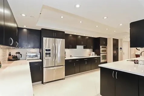 10175 Collins Avenue Bal Harbour FL 33154