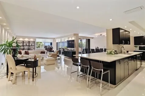 10175 Collins Avenue Bal Harbour FL 33154