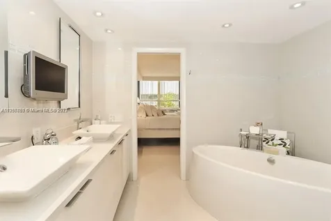 10175 Collins Avenue Bal Harbour FL 33154
