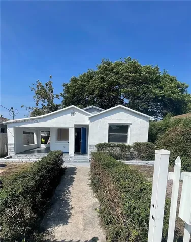 1717 NW 65th Street Miami FL 33147