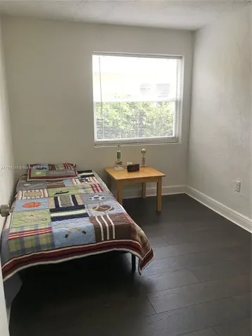 1717 NW 65th Street Miami FL 33147