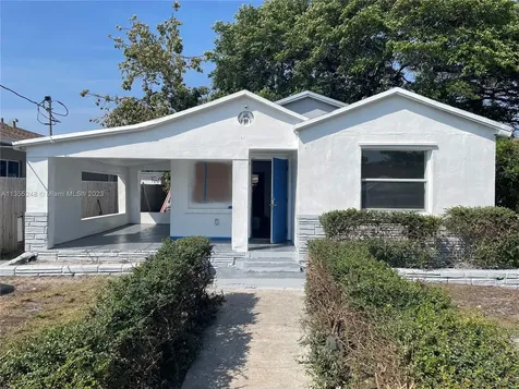 1717 NW 65th Street Miami FL 33147