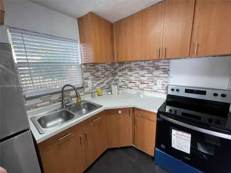 1717 NW 65th Street Miami FL 33147