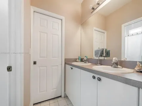 12378 SW 124th Terrace Miami FL 33186