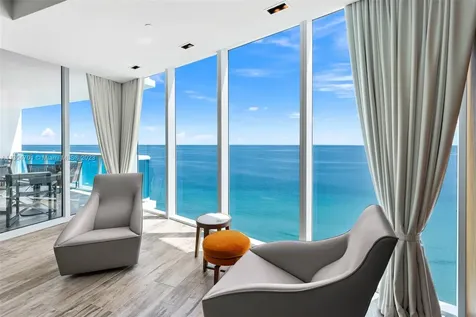2711 S Ocean Drive Hollywood FL 33019