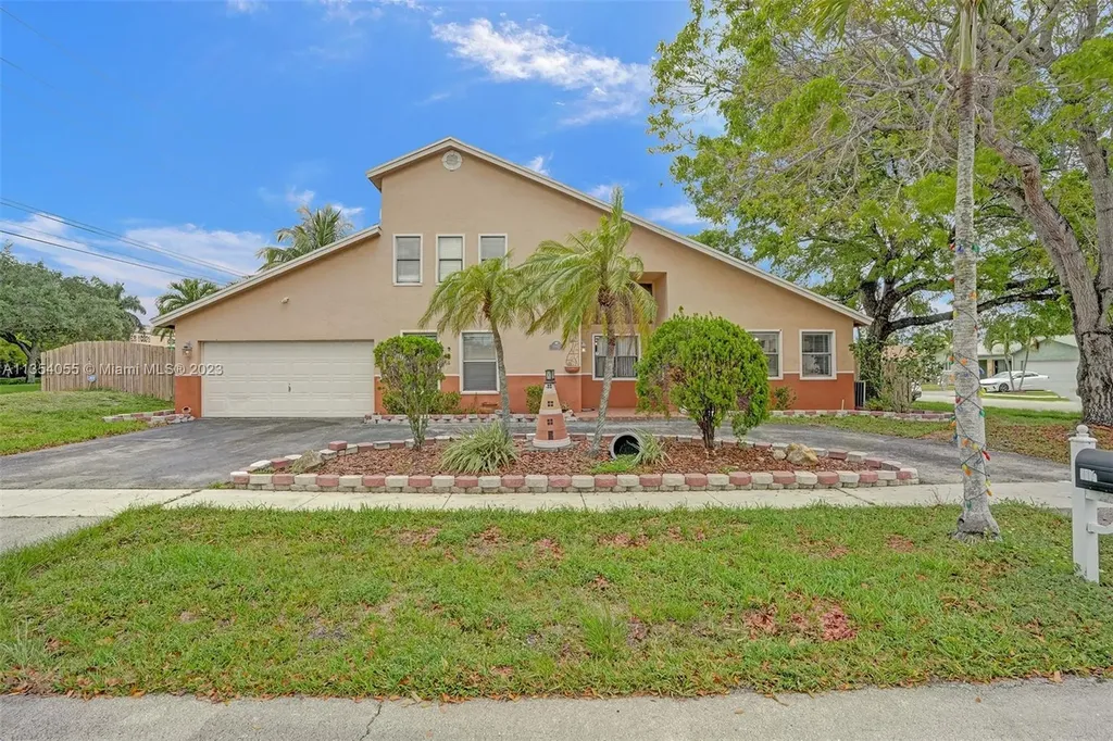 9947 NW 46th Court Sunrise FL 33351