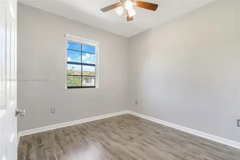 9227 W 34th Court Hialeah FL 33018