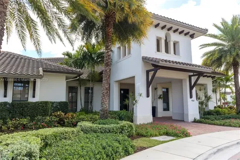 9227 W 34th Court Hialeah FL 33018