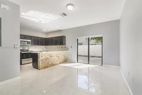 9227 W 34th Court Hialeah FL 33018