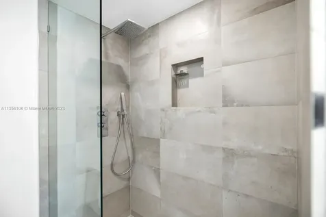 1345 West Avenue Miami Beach FL 33139