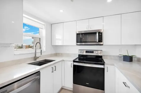 1345 West Avenue Miami Beach FL 33139