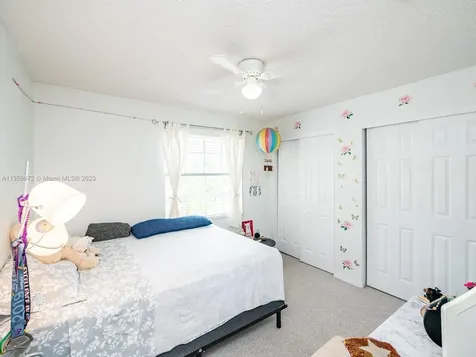 1242 NW 192nd Lane Pembroke Pines FL 33029