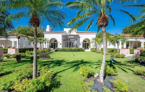 4521 Pine Tree Drive Miami Beach FL 33140