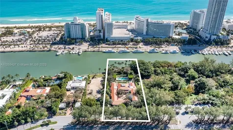4521 Pine Tree Drive Miami Beach FL 33140