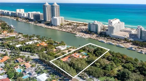 4521 Pine Tree Drive Miami Beach FL 33140