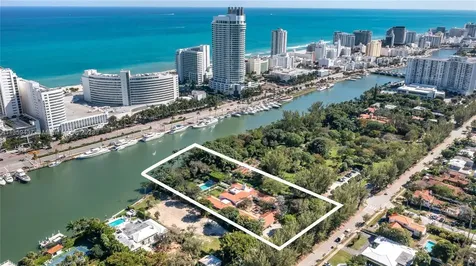 4521 Pine Tree Drive Miami Beach FL 33140