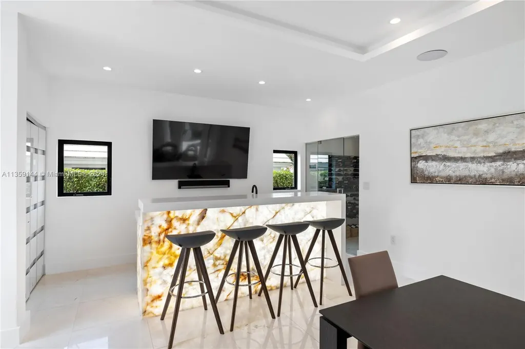 3201 NE 58th Street Fort Lauderdale FL 33308