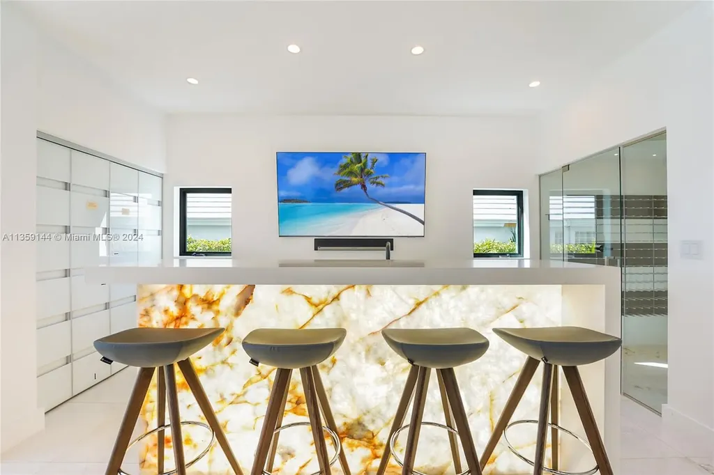 3201 NE 58th Street Fort Lauderdale FL 33308