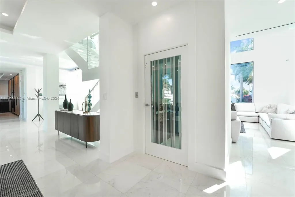 3201 NE 58th Street Fort Lauderdale FL 33308