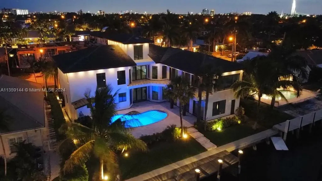 3201 NE 58th Street Fort Lauderdale FL 33308