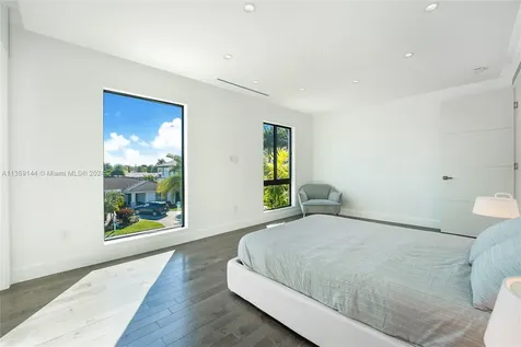 3201 NE 58th Street Fort Lauderdale FL 33308