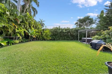 4515 Alton Road Miami Beach FL 33140