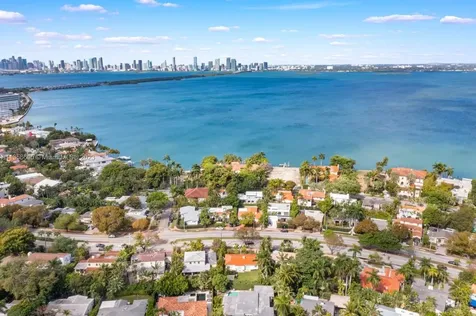 4515 Alton Road Miami Beach FL 33140