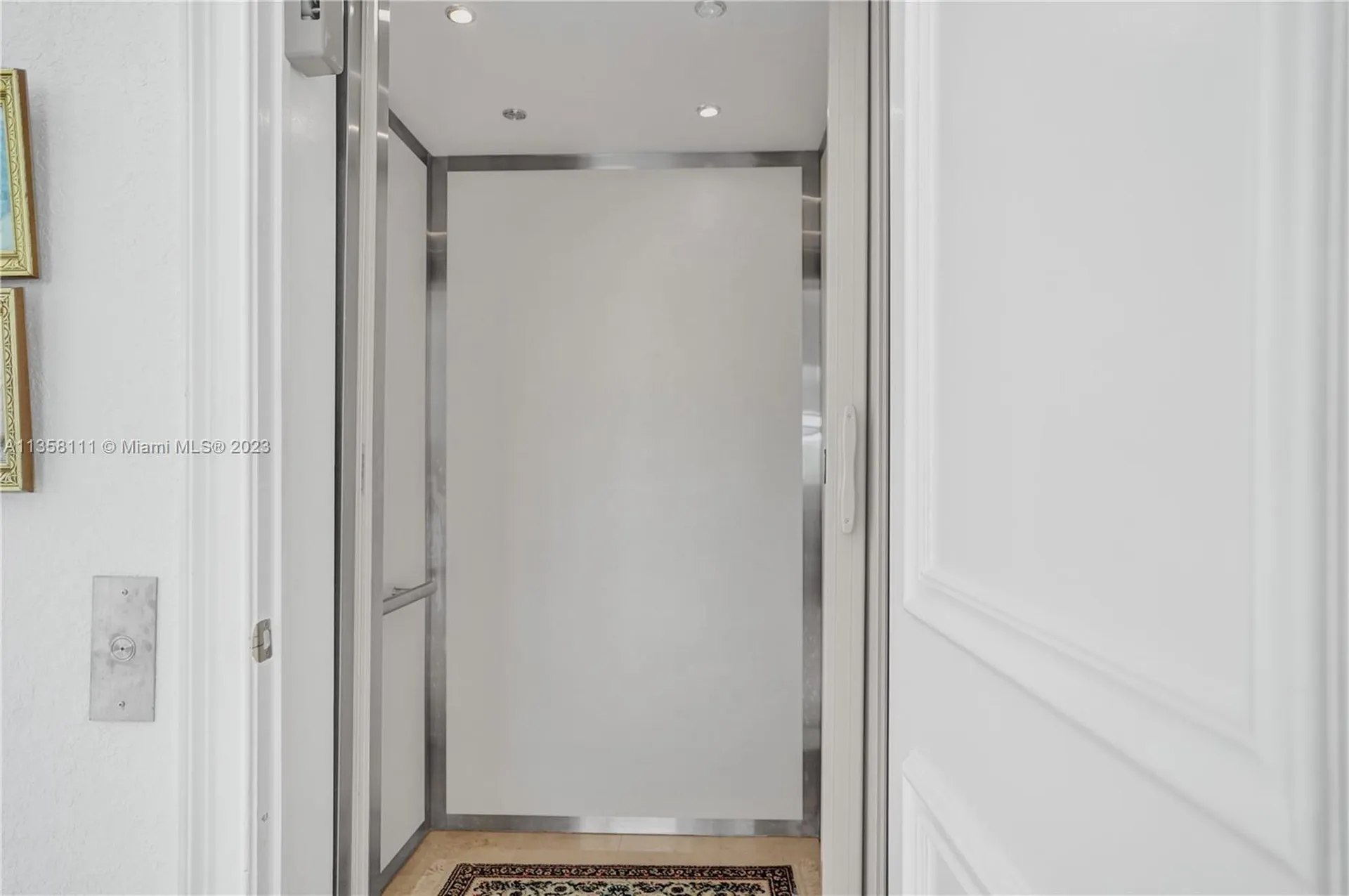 1130 Harbor Court Hollywood FL 33019